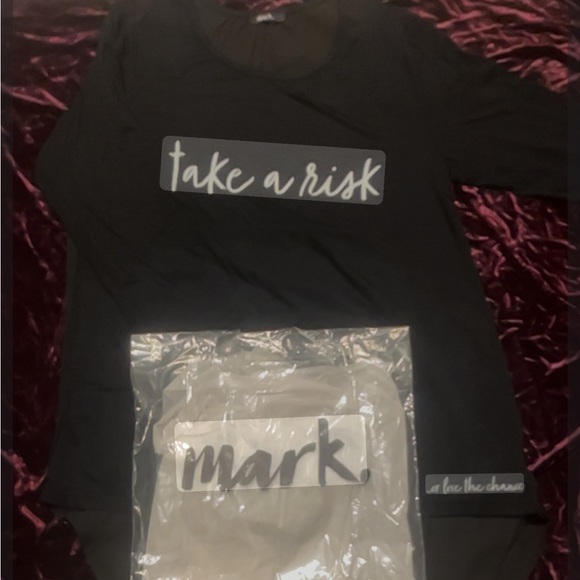 mark. By Avon Take a risk women’s tee’s - Picture 3 of 6